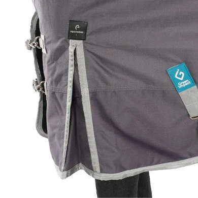 EQUITHÈME Regendeken Tyrex 1200D Gerecycled 0g Taupe 7 EQUITHÈME Regendeken Tyrex 1200D Gerecycled 0g Taupe - Afbeelding 7