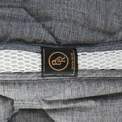 BR Zadeldekje Sublime Airflow Dressuur Grijs Full 5 BR Zadeldekje Sublime Airflow Dressuur Grijs Full - Afbeelding 5