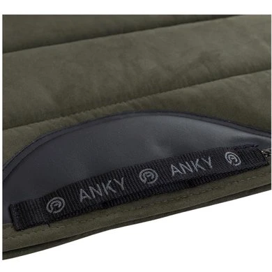ANKY Zadeldekje XB232110 Dressuur Winter Moss Full 4 ANKY Zadeldekje XB232110 Dressuur Winter Moss Full - Afbeelding 4