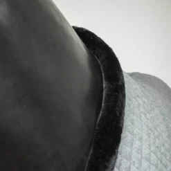 Back On Track Fleecedeken Haze Grijs -Exporteren Paard Gear Winkel bot 2112 haze collection show rug grey detail 03a 1000x.ae7bb2