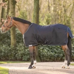 Dominick Outdoordeken Turnout Lite 0g Navy/Wit