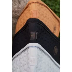 Eskadron Platinum Veelzijdigheidszadeldekje Softshell Powder Blue Full 4 Eskadron Platinum Veelzijdigheidszadeldekje Softshell Powder Blue Full -Exporteren Paard Gear Winkel eskplatinum esk 0023 kam 215539 520 290 310 640.d7914a 2