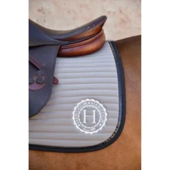 Harcour Zadeldekje Karembar Springen Taupe Full -Exporteren Paard Gear Winkel harcour karembar juin 22 taupe 2.0dbccc