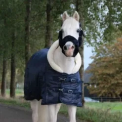 HB Showtime Showdeken Fluffy Hood Navy -Exporteren Paard Gear Winkel hb 1408 1.f12db2