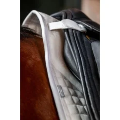 Horseware Zadeldekje Comfort Tech Dressuur Wit Cob/Full -Exporteren Paard Gear Winkel hw dahtld w000 horseware tech comfort dressage pad 21.ebc877