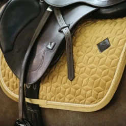 Kentucky Horsewear Kentucky Zadeldekje Velvet Springen Mustard Full 6 Kentucky Horsewear Kentucky Zadeldekje Velvet Springen Mustard Full -Exporteren Paard Gear Winkel kentucky zadeldekje velvet springen mustard 1.fbcdb2