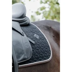 Kentucky Horsewear Kentucky Zadeldekje Skin Friendly Dressuur Zwart Full -Exporteren Paard Gear Winkel kentuckyhorsewear 42468 01 dr 5.76cb50
