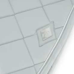 Mrs. Ros Zadeldekje Iconic Dressuur Marble Grey -Exporteren Paard Gear Winkel mrs 1078 grijs zadeldekje logo detail 1.656caf