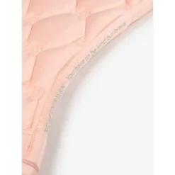 PS Of Sweden Zadeldekje Ruffle Dressuur Peach Full -Exporteren Paard Gear Winkel ps ruffle quote peach 2022 7948 1500x2000.eed831