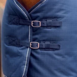 Weatherbeeta Staldeken 1200D Standard Neck Medium Navy/Wit -Exporteren Paard Gear Winkel wb 1016347000 navywhite wb 1200d stbl std detail image hero null.a5defa